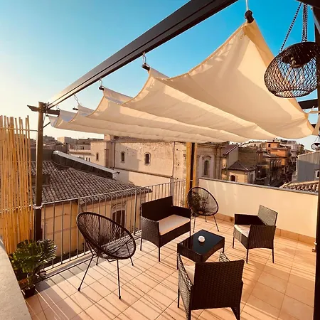 - Privitera & Gold Apartment *