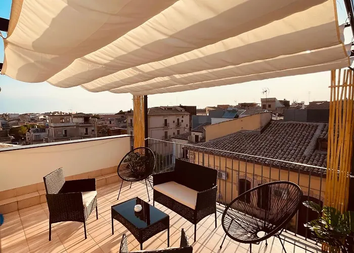 Gold In Centro - Privitera & Apartament